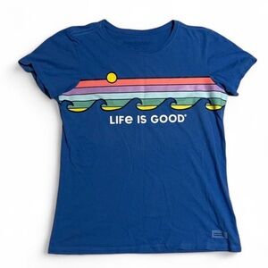 Life Is Good Blue Graphic Tee - Sunset Wave medium